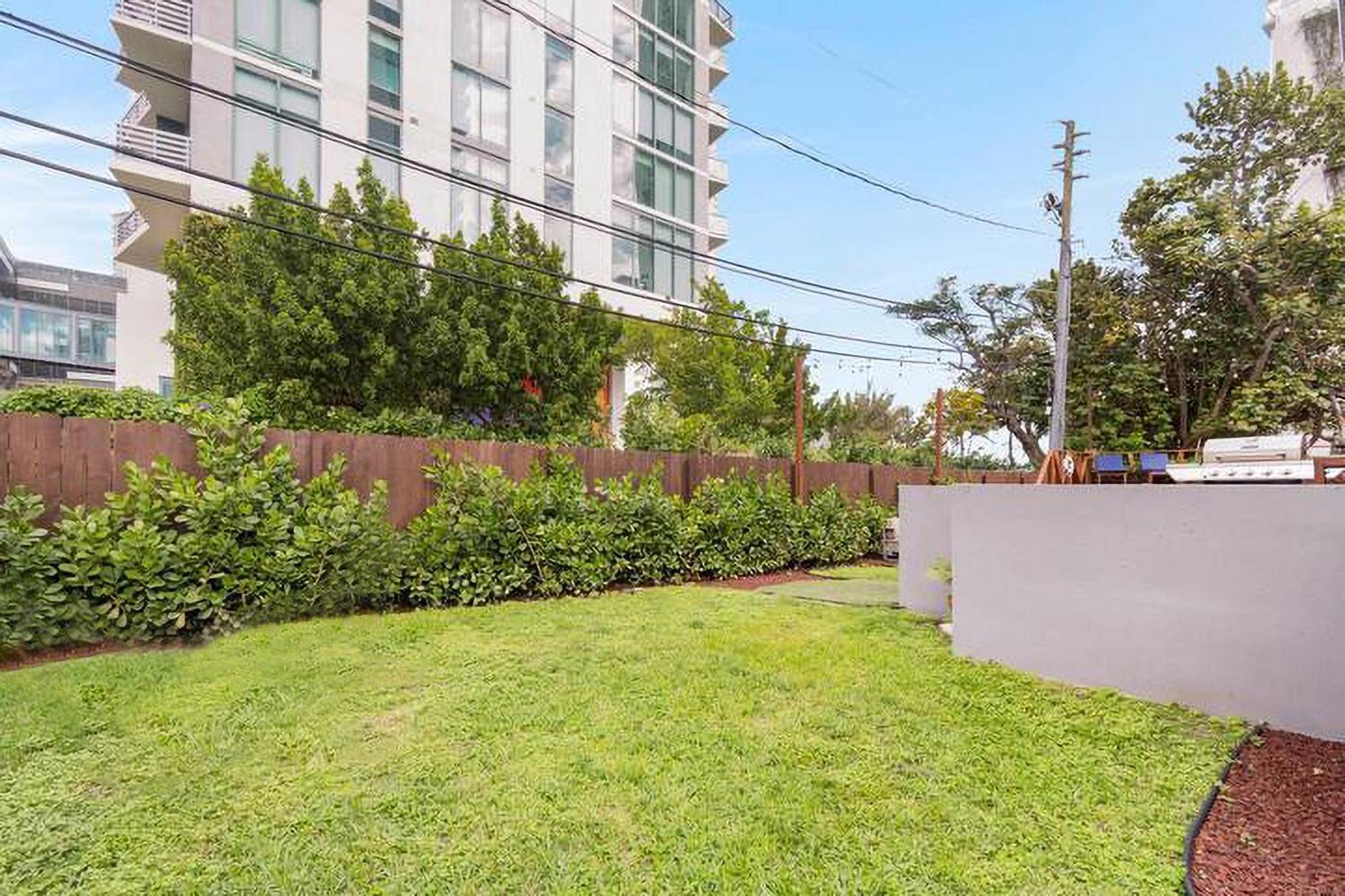 Roami At Bayview Place Apartment Miami